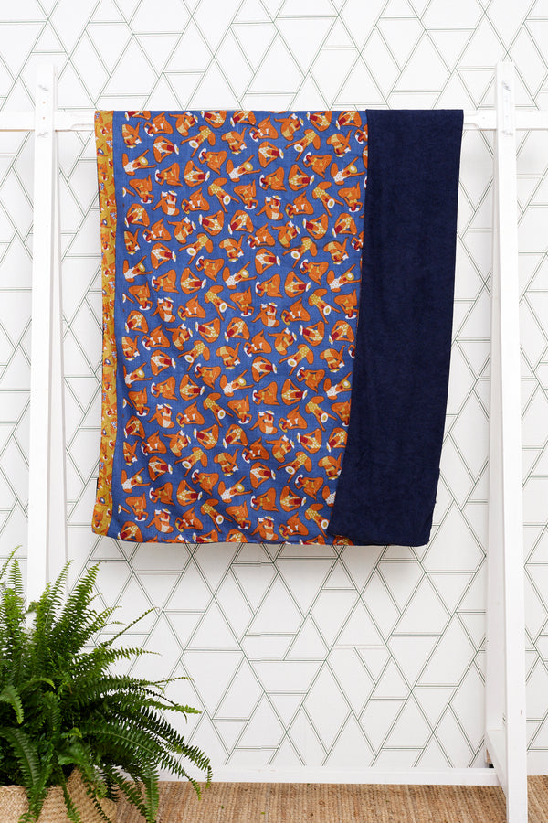 PATTERNED BEACH TOWEL