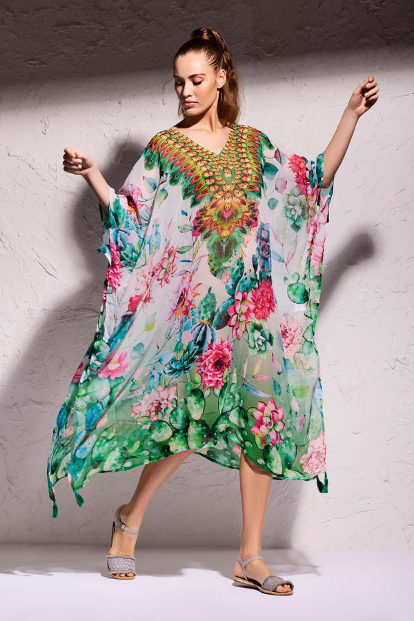 FLOWER PONCHO WITH SIDE SLITS